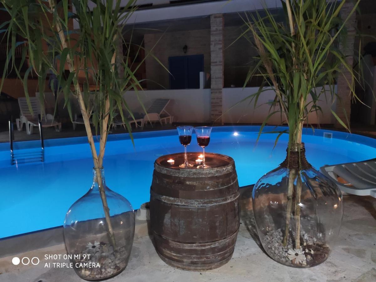 Vila Sentio Mare-Apartments Livaic Zeljko Pirovac Extérieur photo
